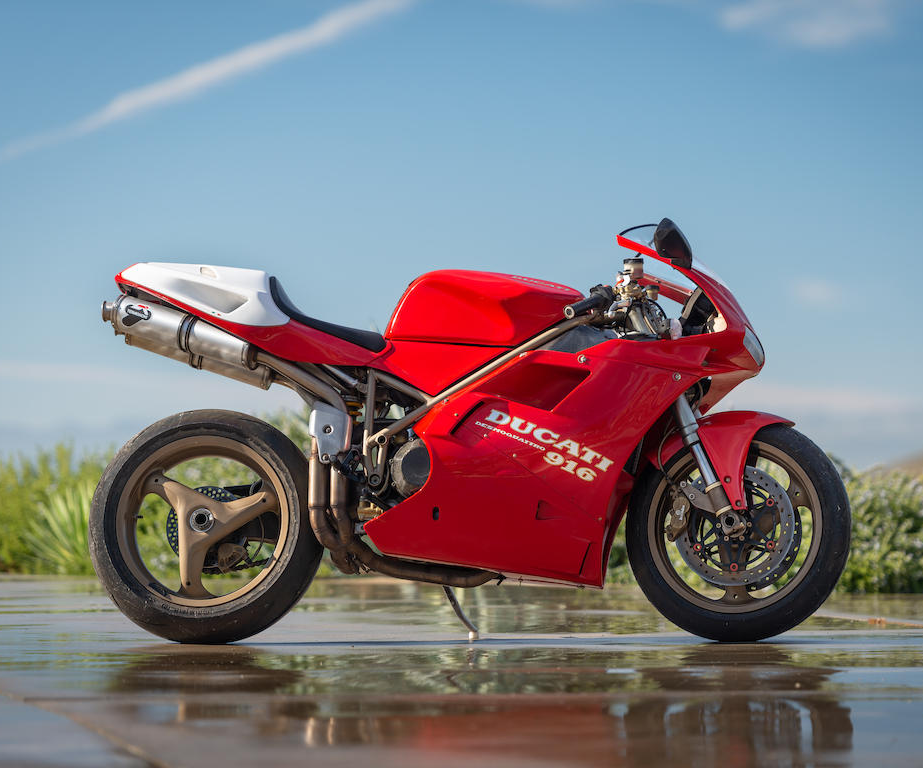 From the MotoDoffo Collection: 1994 Ducati 916