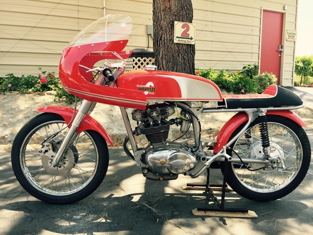 From the MotoDoffo Collection: Ducati Bialbero 125